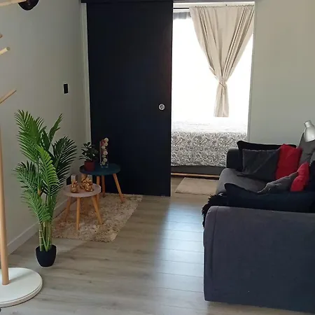 15 Hameau De